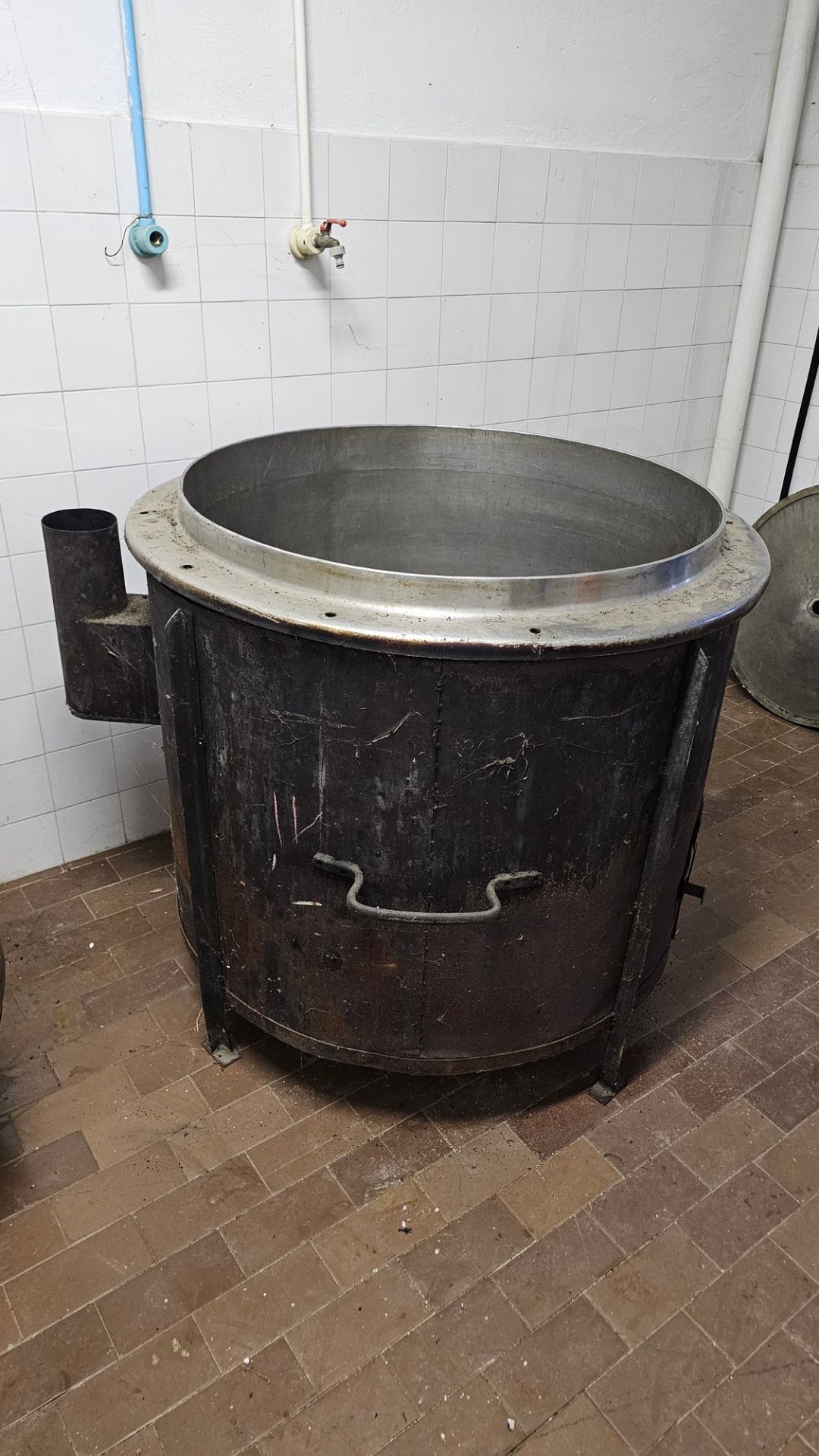 Prohromski kazan za kuvanje 300 L (sa ložištem)
